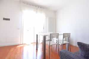 Appartamento di 33 m² con 2 locali e box auto a Cr