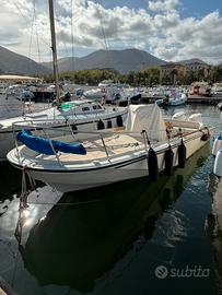 Boston whaler 22 outrage