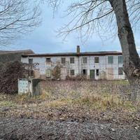 Ronco all'Adige: rustico da ristrutturare