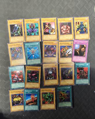 Lotto Yu-Gi-Oh! ITALIANO - Mostro Resuscitato