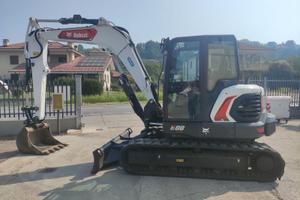 Midiescavatore cingolato Bobcat E88