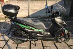 Kawasaki J300 ABS anno 2020