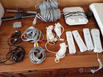 consolle wii con molti accessori