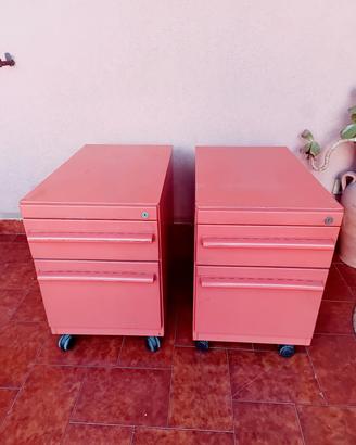 Cassettiere Olivetti Synthesis di Ettore Sottsass