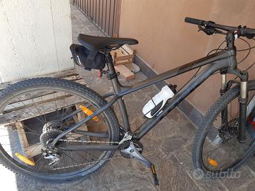 mtb trek x-caliber 7  telaio L ruote 29