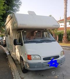 Mansardato 5 posti pronto per partire. lungo m 5,5