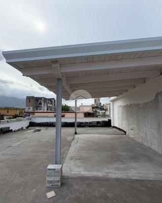 3 LOCALI A NAPOLI