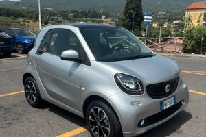Smart fortwo 0.9 90 cv