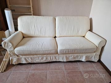Divano Ikea 2 posti