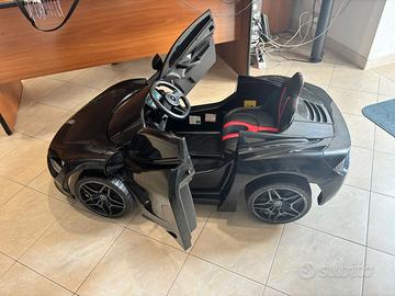 Auto a batteria McLaren 720S