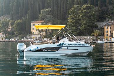 Barca Beneteau Flyer 5.5 sundeck, Honda 100Hp