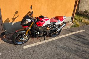 Aprilia tuono factory  2007  + lotto ricambi