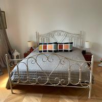 Struttura letto shabby chic