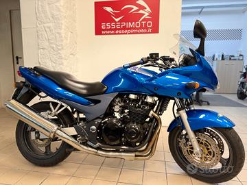 Kawasaki ZR 7S