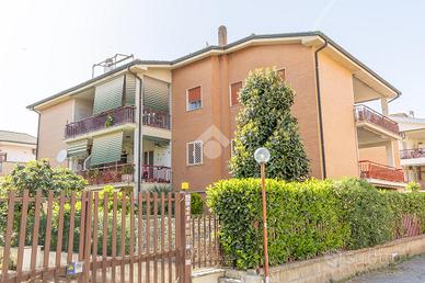 4 LOCALI A MARINO