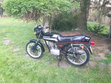 Honda cb 125 X 1983