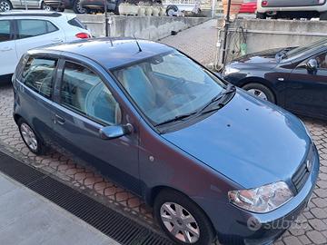 FIAT Punto 1. Acrive