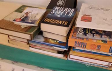 libri vari titoli