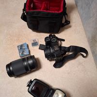 Fotocamera reflex Nikon 30