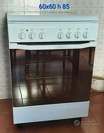 Stufa a gas INDESIT