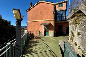 CASA SEMINDIPENDENTE A SANT'OLCESE