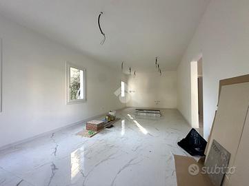 PORZIONE DI BIFAMILIARE A TREVISO