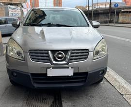 NISSAN Qashqai 2.0 dCi DPF 4WD Acenta