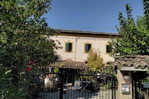 Immobile in asta di 343 m² con più di 5 locali e b
