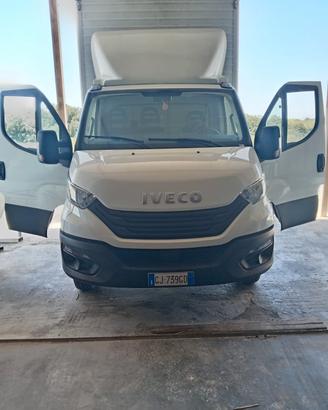 Furgone Iveco Daily  35c14