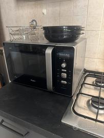 Microonde con Grill, Crisp e cottura a vapore