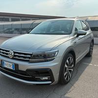 Tiguan 2.0 TDI SCR DSG 4MOTION Advanced BMT R-line