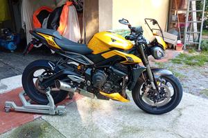 Triumph street triple 765rs
