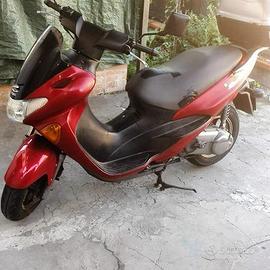 Scooter Suzuki Epicuro strada cc 150