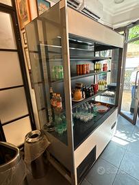 Frigo esposizione murale