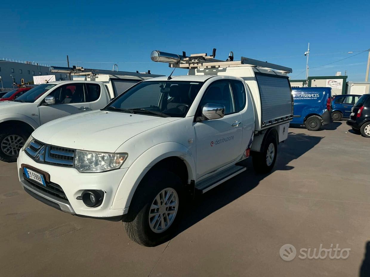 MITSUBISHI L200 2B Free