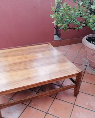 Tavolino in legno massello 