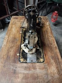 Macchina da cucire vintage REX con tavolo original