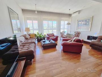 Attico / Mansarda di 110 m² con 4 locali a Livorno