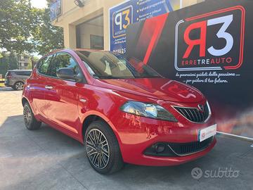 LANCIA YPSILON 1.0 HYBRID 70CV GOLD - NESSUN VINCO
