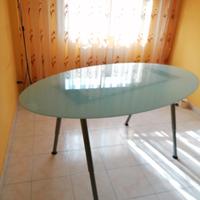 tavolo scrivania IKEA 