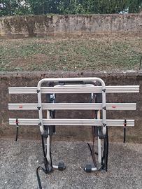 Porta bici per portellone auto 