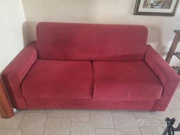 divano letto  rosso