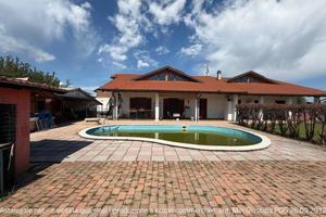 Immobile in asta di 209 m² con 5 locali e box auto