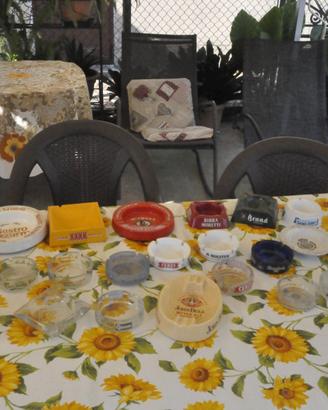 COLLEZIONE DI  BICCHIERI FUSTI E POSACENERE BIRRA