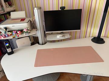 Scrivania porta pc