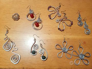 vari orecchini bigiotteria 