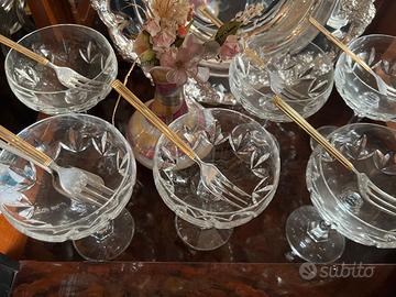 Servizio 6 coppe cocktail e forchette