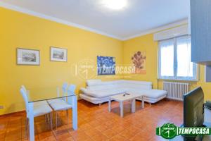 SOLUZIONE BIFAMILIARE CON GIARDINO E POSSIBILITA'