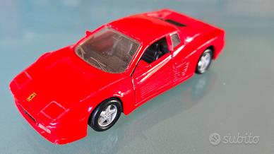 Maisto Ferrari 512 Testarossa Scala 1/39, Vintage.