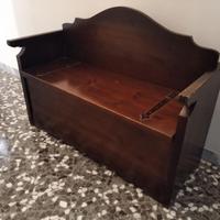 Cassapanca in legno massello